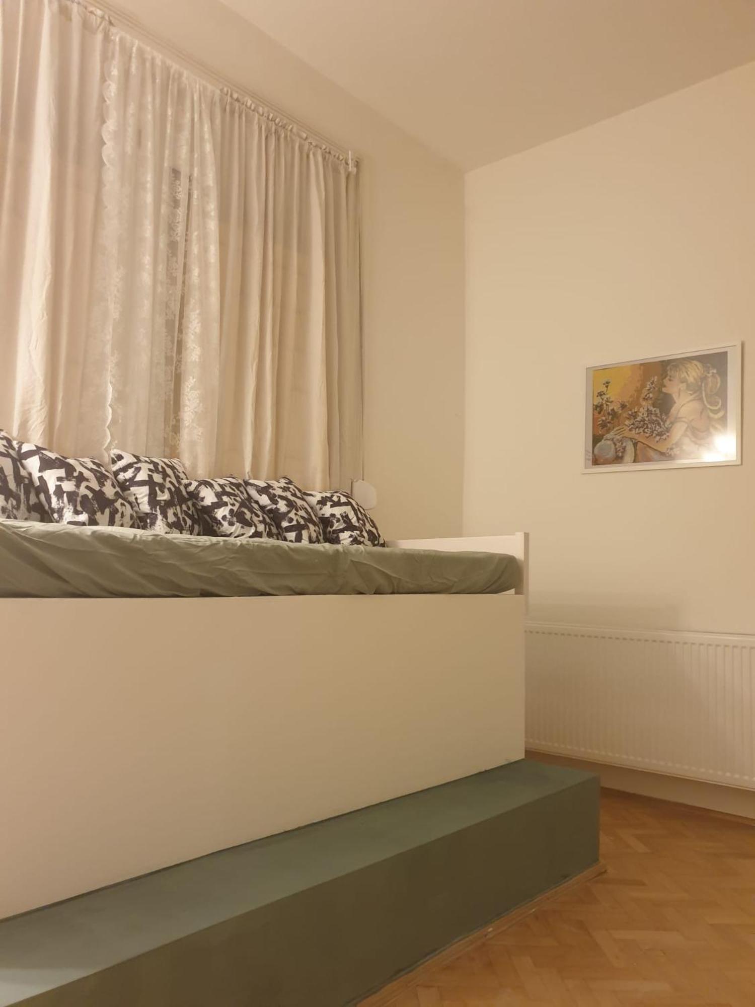 M&Ns Apartment Budapest Bagian luar foto