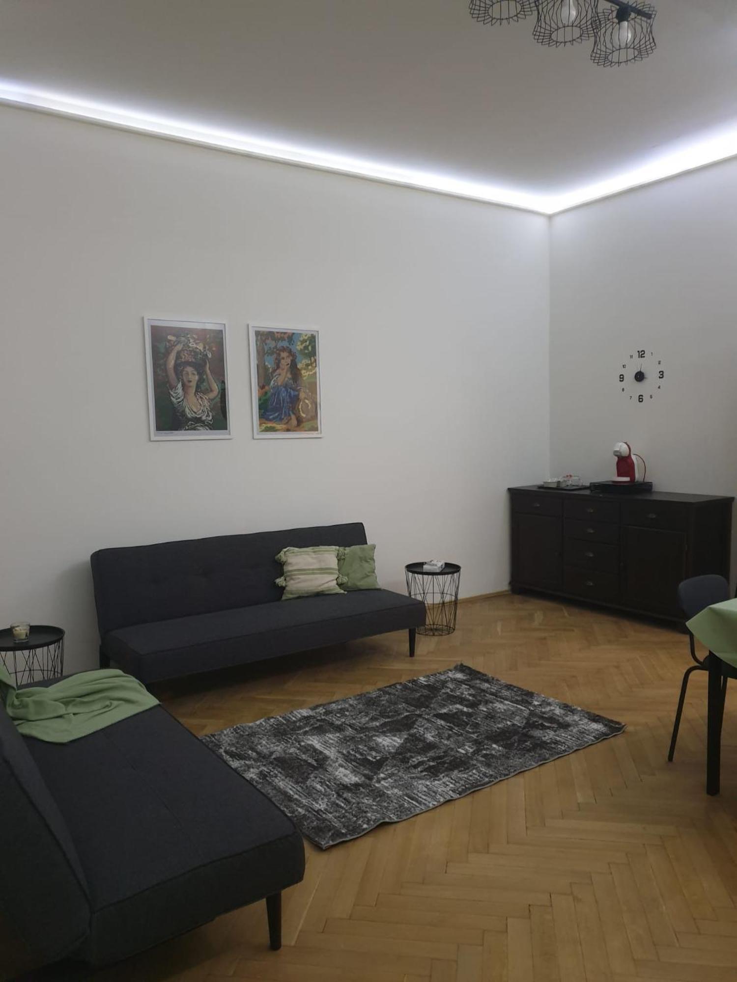 M&Ns Apartment Budapest Bagian luar foto