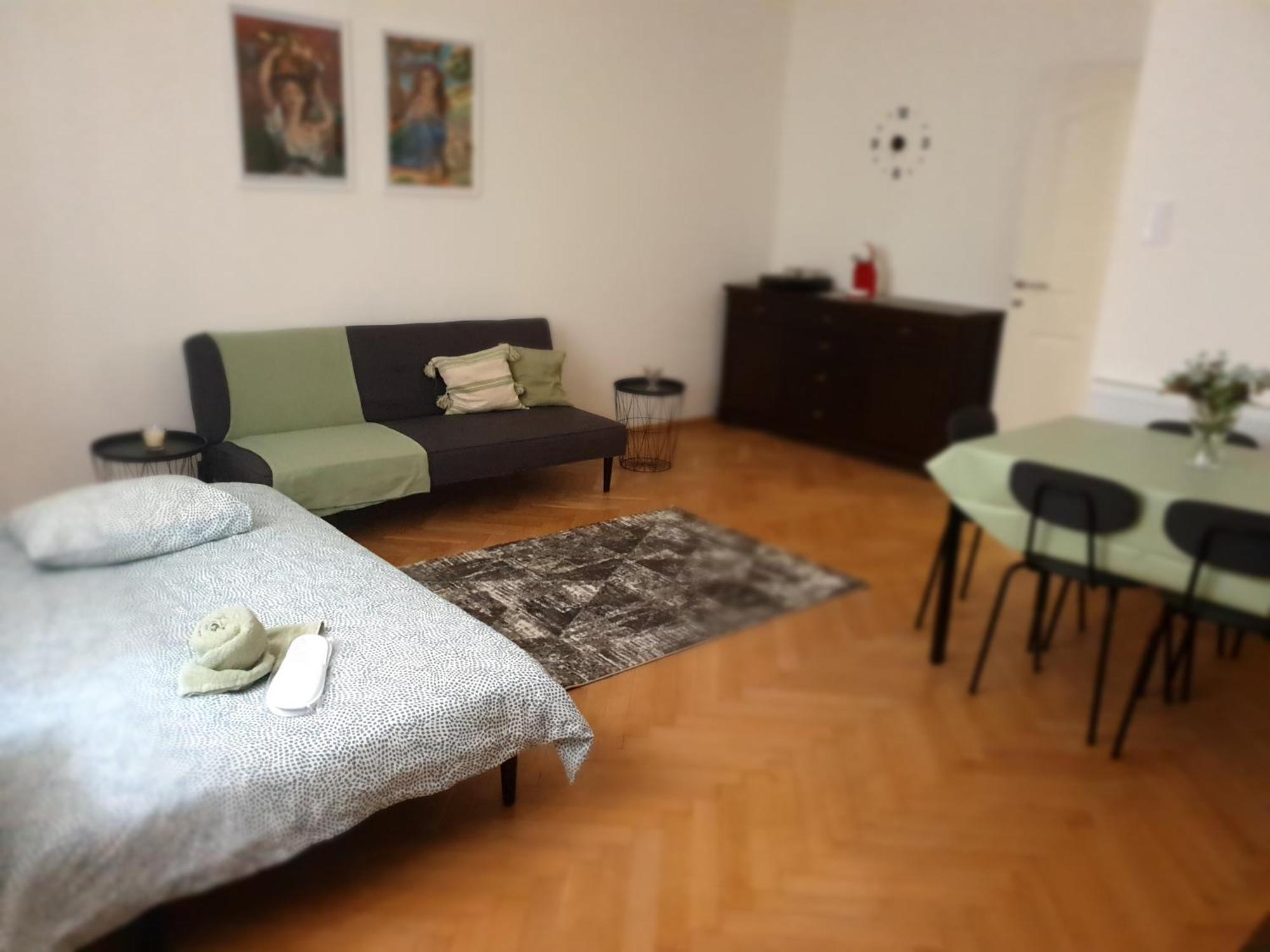 M&Ns Apartment Budapest Bagian luar foto