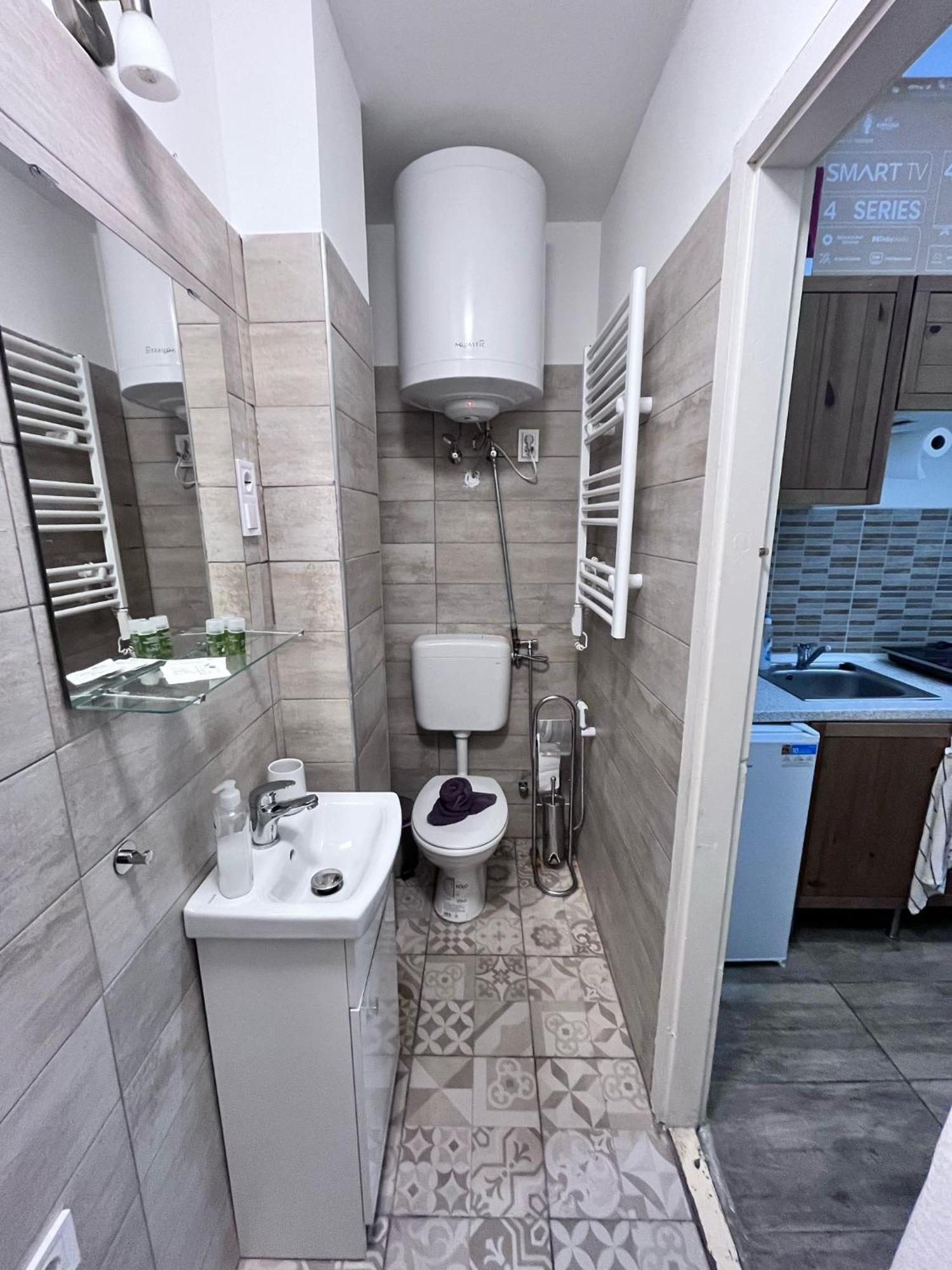 M&Ns Apartment Budapest Bagian luar foto