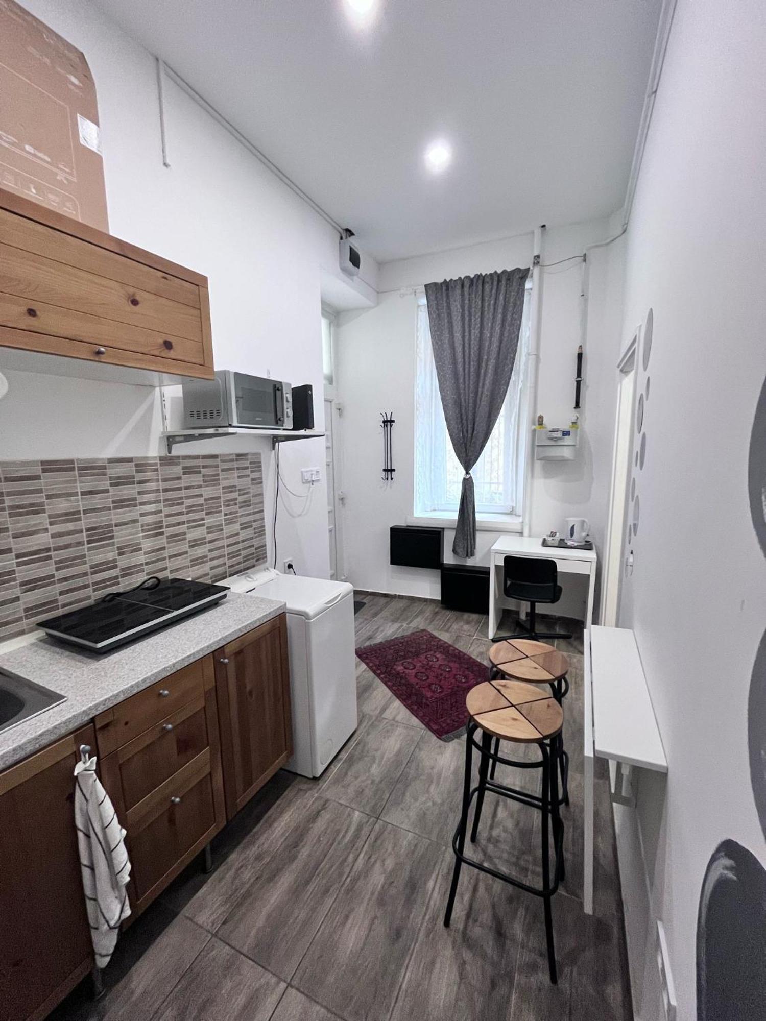 M&Ns Apartment Budapest Bagian luar foto